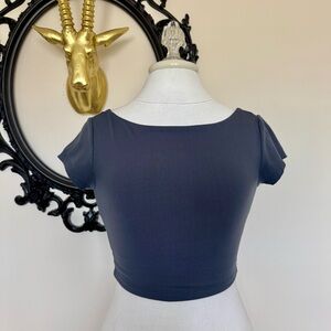 Susana Monaco Slate Gray Short Sleeve Crop Top
